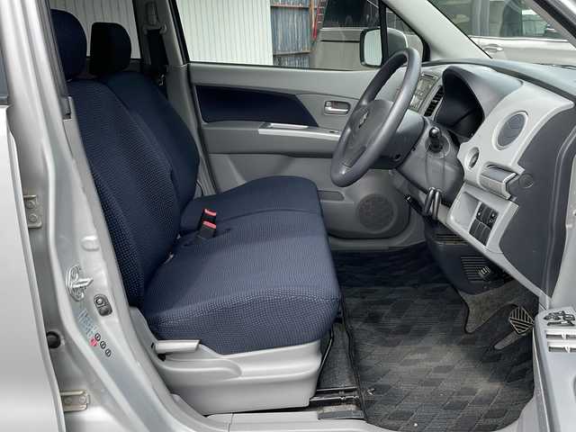スズキ ワゴンＲ FT－LTD 長野県 2008(平20)年 8.3万km シルキーシルバーメタリック ４WD/純正CD/プッシュスタートエンジン/社外13インチアルミ/純正アルミ夏タイヤ積込/シートヒーター /保証書