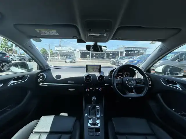 アウディ Ａ３ セダン 1．4 TFSI スポーツ 滋賀県 2017(平29)年 3.2万km 白 純正ナビ/CD/DVD/BT/USB/AUX/フルセグテレビ/ETC/バーチャルコックピット/LEDヘッドライト/バックカメラ/シートヒーター/ACC