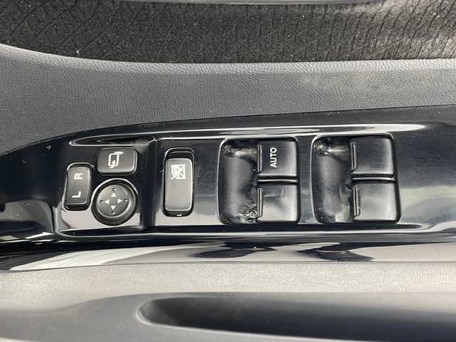 スズキ パレット ＳＷ XS 岐阜県 2009(平21)年 6.7万km パールホワイト 左側パワースライドドア/CD/AM/FM/スマートキー/プッシュスタート/純正アルミホイール/純正フロアマット/電動格納ミラー/社外ドアバイザー/フォグランプ/オートHIDライト/オートエアコン/サイドエアバッグ