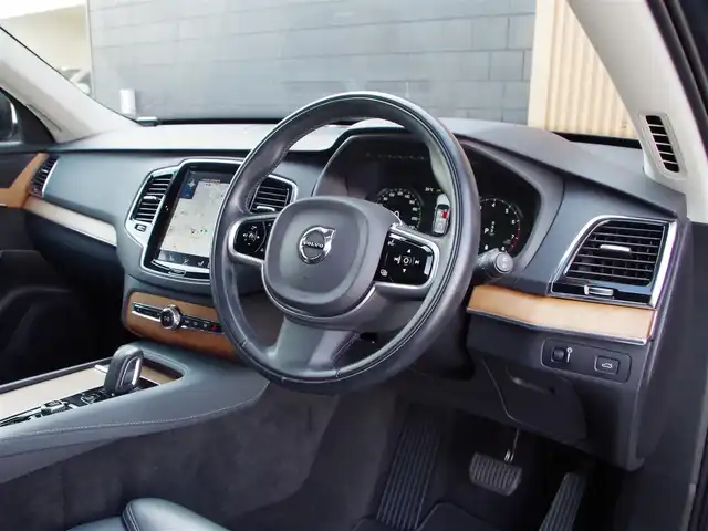 ボルボ ＸＣ９０ B5 AWD ノルディックED 埼玉県 2020(令2)年 3.1万km サヴィルグレーメタリック 100台限定車 /グレーレザーシート /アダプティブクルーズコントロール /インテリセーフ /パノラミックスライディングルーフ /harman/kardon /CarPlay /パークセンサー/ブラインドスポットモニター /全周囲カメラ /純正ナビ /ドラレコ /ETC/フルセグTV/シートポジションメモリー機能/全席シートヒーター/ステアリングヒーター