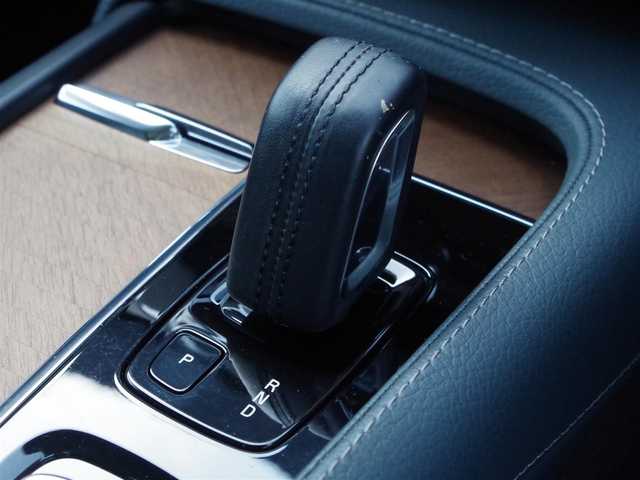 ボルボ ＸＣ９０ B5 AWD ノルディックED 埼玉県 2020(令2)年 3.1万km サヴィルグレーメタリック 100台限定車 /グレーレザーシート /アダプティブクルーズコントロール /インテリセーフ /パノラミックスライディングルーフ /harman/kardon /CarPlay /パークセンサー/ブラインドスポットモニター /全周囲カメラ /純正ナビ /ドラレコ /ETC/フルセグTV/シートポジションメモリー機能/全席シートヒーター/ステアリングヒーター