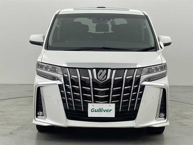トヨタ アルファード S Cパッケージ 福岡県 2023(令5)年 3.5万km ホワイトパールクリスタルシャイン ワンオーナー　/ツインムーンルーフ/１２．１型後席モニター　/純正９型ディスプレイオーディオ/バックカメラ　/デジタルルームミラー　/トヨタセーフティセンス　/レーダークルーズコントロール　/コーナーセンサー　/衝突被害軽減ブレーキ　/レーンキープ　/ブラインドスポットモニター　/アクセル踏み間違い防止　/ＭＴモード付き　/両側電動スライドドア　/パワーシート　/シートヒーター／ベンチレーション　/ステアリングヒーター　/パワーバックドア　/３眼ＬＥＤヘッドライト