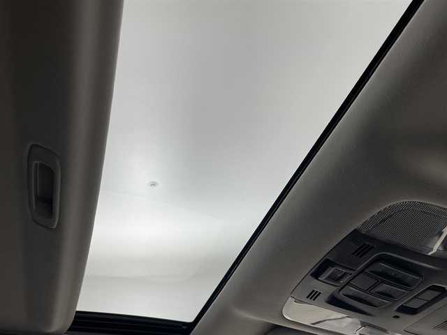 トヨタ アルファード S Cパッケージ 福岡県 2023(令5)年 3.5万km ホワイトパールクリスタルシャイン ワンオーナー　/ツインムーンルーフ/１２．１型後席モニター　/純正９型ディスプレイオーディオ/バックカメラ　/デジタルルームミラー　/トヨタセーフティセンス　/レーダークルーズコントロール　/コーナーセンサー　/衝突被害軽減ブレーキ　/レーンキープ　/ブラインドスポットモニター　/アクセル踏み間違い防止　/ＭＴモード付き　/両側電動スライドドア　/パワーシート　/シートヒーター／ベンチレーション　/ステアリングヒーター　/パワーバックドア　/３眼ＬＥＤヘッドライト