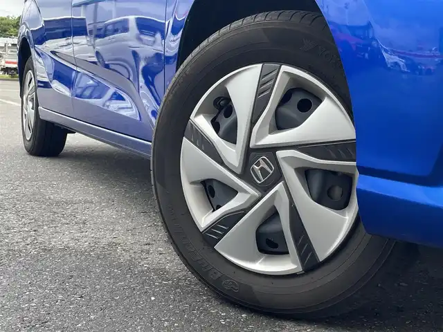 ホンダ フリード ハイブリット G 青森県 2022(令4)年 2.4万km プレミアムクリスタルブルークリスタル ４WD/純正ナビ/フルセグTV/CD/DVD/BT/バックカメラ/ナビ連動型ドライブレコーダー（前後）/スマートキー×２/ETC/両側パワースライドドア/ホンダセンシング/LEDヘッドライト/シートカバー付き