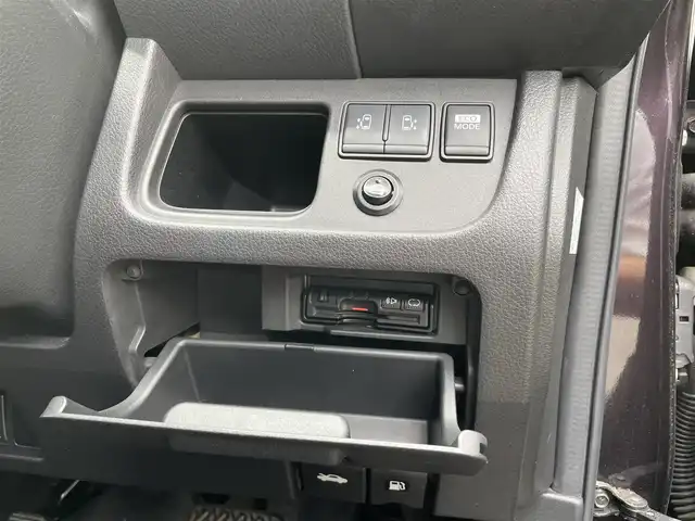 日産 セレナ ハイウェイスター 福島県 2011(平23)年 12万km オーロラモーヴ (株)IDOMが運営する【じしゃロン福島店】の自社ローン専用車両になります。こちらは現金またはオートローンご利用時の価格です。自社ローンご希望の方は別途その旨お申付け下さい/純正ナビ/フルセグTV/フリップダウンモニター/両パワスラ/サンシェード/革巻ステ/ドアバイザー/ETC