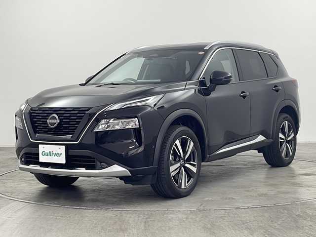 日産 エクストレイル G e－4ORCE 群馬県 2025(令7)年 0.2万km ダイヤモンドブラック ニッサンコネクトナビ/前方ドライブレコーダー/全席シートヒーター/パーキングアシスト/プロパイロット/Bluetooth/USB端子/ワイヤレス充電/LEDヘッドライト/アラウンドビューモニター/メモリ付パワーシート/電動リアゲート/デジタルインナーミラー/純正フロアマット/純正AW