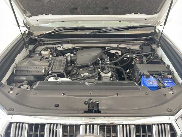 トヨタ ランドクルーザー プラド TX Lパッケージ 福井県 2018(平30)年 8.8万km ホワイトパールクリスタルシャイン ワンオーナー/ムーンルーフ/ソレックスヒッチメンバー/純正7インチSDナビ(NSZT-W66T)/DVD/CD/SD/USB/HDMI/バックカメラ/レーダークルーズコントロール/レーンキープアシスト/コーナーセンサー/オートハイビーム/ETC/フロア格納サードシート（電動）/レザーシート/パワーシート/シートヒーター/エアシート/オートライト/LEDヘッドライト/純正18インチアルミホイール/プッシュスタート/スマートキー×2/ヘッドライトウォッシャー/ステアリングスイッチ