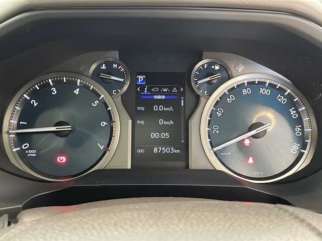 トヨタ ランドクルーザー プラド TX Lパッケージ 福井県 2018(平30)年 8.8万km ホワイトパールクリスタルシャイン ワンオーナー/ムーンルーフ/ソレックスヒッチメンバー/純正7インチSDナビ(NSZT-W66T)/DVD/CD/SD/USB/HDMI/バックカメラ/レーダークルーズコントロール/レーンキープアシスト/コーナーセンサー/オートハイビーム/ETC/フロア格納サードシート（電動）/レザーシート/パワーシート/シートヒーター/エアシート/オートライト/LEDヘッドライト/純正18インチアルミホイール/プッシュスタート/スマートキー×2/ヘッドライトウォッシャー/ステアリングスイッチ