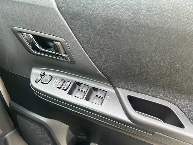 トヨタ アルファード 240S 東京都 2013(平25)年 10.8万km ホワイトパールクリスタルシャイン ワンオーナー/純正HDDナビ【AM/FM/BT/CD/DVD】/両側パワースライドドア/純正フリップダウンモニター/サンルーフ/横滑り防止装置/純正ETC/純正AW18インチ/純正フロアマット/USB入力端子/オートライト/保証書/取扱説明書/スペアキー×1