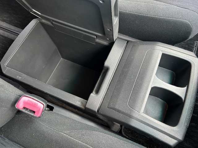 トヨタ アルファード 240S 東京都 2013(平25)年 10.8万km ホワイトパールクリスタルシャイン ワンオーナー/純正HDDナビ【AM/FM/BT/CD/DVD】/両側パワースライドドア/純正フリップダウンモニター/サンルーフ/横滑り防止装置/純正ETC/純正AW18インチ/純正フロアマット/USB入力端子/オートライト/保証書/取扱説明書/スペアキー×1