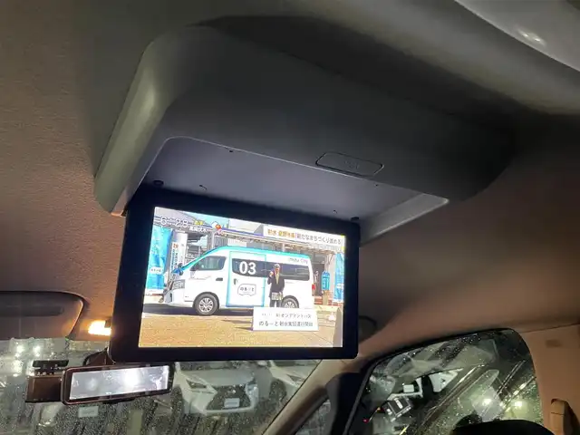 日産 セレナ X Vセレクション 富山県 2018(平30)年 8.9万km ブリリアントホワイトパール 2トーン ワンオーナー/純正9型ナビ/フルセグTV/両側パワースライドドア/アラウンドビューモニター/ビルトインETC/ドライブレコーダー/後席用フリップダウンモニター/インテリジェントクルーズコントロール/セーフティバックB/・プロパイロット/・車線逸脱防止支援システム/・SRSエアバック(サイド/カーテン)/・スマートルームミラー/・踏み間違い衝突防止アシスト/・インテリジェントパーキングアシスト/・進入禁止標識検知/・フロント/バックソナー/純正オプLEDヘッドランプ/デュアルオートエアコン/社外15インチアルミホイール/スマートキー/プッシュエンジンスターター/禁煙車