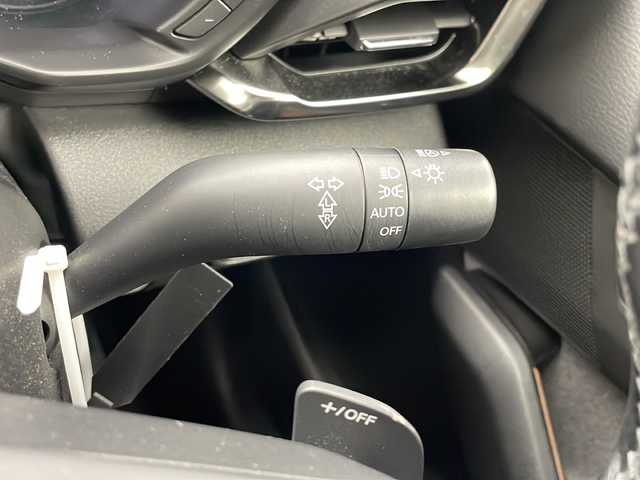 マツダ ＭＸ－３０ インダストリアルクラシック 茨城県 2023(令5)年 1.9万km ベージュ 純正ナビ/フルセグTV/全方位カメラ/追従クルーズコントロール/ETC/パワーシート/ハーフレザーシート/純正ナビ18インチアルミホイール/コーナーセンサー/衝突軽減ブレーキ/LEDヘッドライト