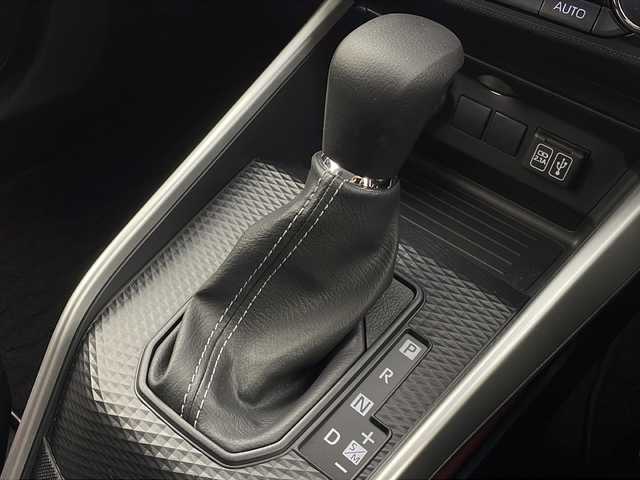 トヨタ ライズ G 栃木県 2020(令2)年 2.4万km ナチュラルベージュマイカM 純正ディスプレイオーディオ/フルセグTV/バックカメラ/スマートアシスト/ブラインドスポットモニター/ステアリングスイッチ/ETC/コーナーセンサー/純正フロアマット/LEDオートライト/スマートキー/スペアキー/アイドリングストップ