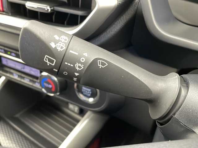 トヨタ ライズ G 栃木県 2020(令2)年 2.4万km ナチュラルベージュマイカM 純正ディスプレイオーディオ/フルセグTV/バックカメラ/スマートアシスト/ブラインドスポットモニター/ステアリングスイッチ/ETC/コーナーセンサー/純正フロアマット/LEDオートライト/スマートキー/スペアキー/アイドリングストップ