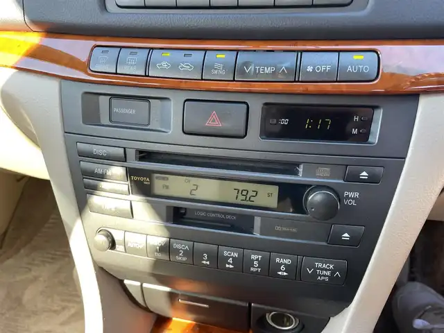 トヨタ マークⅡ グランデ G 静岡県 2001(平13)年 6.6万km ダークグレーマイカM 純正DVDメーカーナビ/純正16インチアルミホイール/レザーシート/前席パワーシート/ウッドコンビハンドル/HIDヘッドライト/キーレス/新車時保証書/取扱説明書