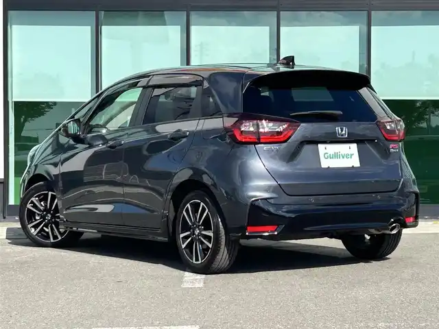 ホンダ フィット e:HEV RS 和歌山県 2023(令5)年 1.1万km メテオロイドグレーメタリック 純正ディスプレイオーディオ/バックカメラ/衝突軽減ブレーキ/横滑り防止機能/レーンキープアシスト/コーナーセンサー/レーダークルコン/ドライブレコーダー/ビルトインETC/電動パーキング/オートホールド/LEDヘッドライト/オートライト/ハーフレザーシート/プッシュスタート/スマートキー/純正AW