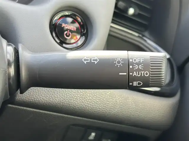 ホンダ フィット e:HEV RS 和歌山県 2023(令5)年 1.1万km メテオロイドグレーメタリック 純正ディスプレイオーディオ/バックカメラ/衝突軽減ブレーキ/横滑り防止機能/レーンキープアシスト/コーナーセンサー/レーダークルコン/ドライブレコーダー/ビルトインETC/電動パーキング/オートホールド/LEDヘッドライト/オートライト/ハーフレザーシート/プッシュスタート/スマートキー/純正AW