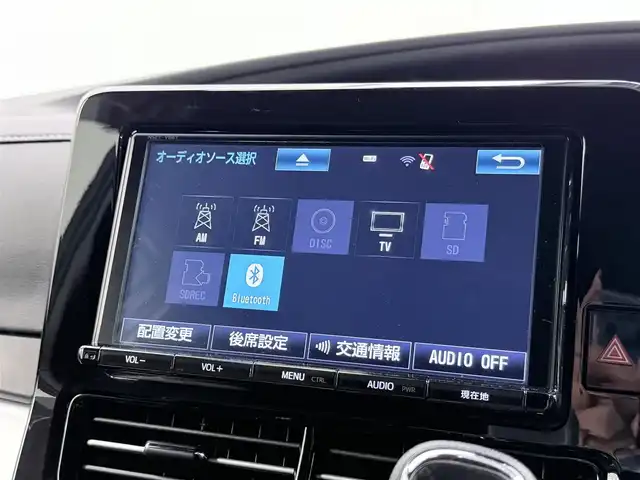 トヨタ エスティマ アエラス プレミアム 大阪府 2016(平28)年 3万km ホワイトパールクリスタルシャイン サンルーフ 社外エアロ フリップダウンモニター 純正ナビTV バックカメラ ハーフレザー パワーシート クルーズコントロール 衝突軽減ブレーキ レーンアシスト オートハイビーム 両側パワースライドドア ETC