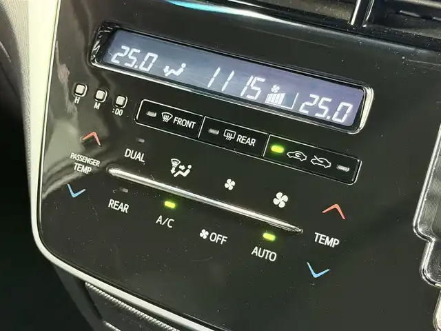 トヨタ エスティマ アエラス プレミアム 大阪府 2016(平28)年 3万km ホワイトパールクリスタルシャイン サンルーフ 社外エアロ フリップダウンモニター 純正ナビTV バックカメラ ハーフレザー パワーシート クルーズコントロール 衝突軽減ブレーキ レーンアシスト オートハイビーム 両側パワースライドドア ETC