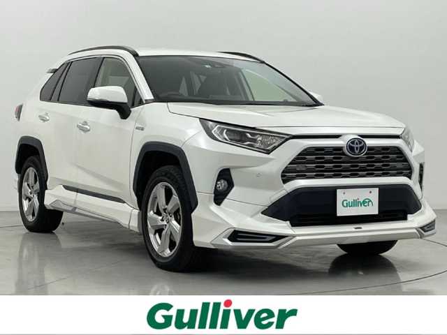 トヨタ ＲＡＶ４ ハイブリッドG 熊本県 2020(令2)年 4.7万km ホワイトパールクリスタルシャイン 禁煙車/純正9型SDナビNSZT-Y68T/【CD・DV・SD・Bluetooth・USB・HDMI】/バックカメラ/ビルトインETC2.0/モデリスタエアロフル/トヨタセーフティーセンス/・プリクラッシュセーフティー/・レーントレーシングアシストポート/・レーダークルーズコントロール/・オートマチックハイビーム/・ロードサインアシスト/・先行車発進告知機能/・インテリジェントクリアランスソナー/・リアクロストラフィックオートブレーキ/・ブラインドスポットモニター/横滑り防止/パワーバックドア/置くだけ充電/D席メモリー付パワーシート/D/N席シートヒーター/ステアリングヒーター/オートライト/LEDヘッドランプ/フロントフォグランプ/純正フロアマット/純正１８インチAW/スマートキー/プッシュスタート/保証書