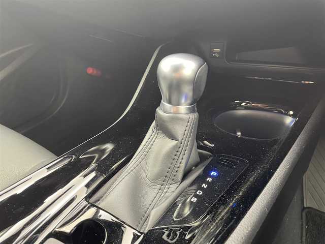 トヨタ Ｃ－ＨＲ G モード ネロセーフティプラスⅡ 愛知県 2022(令4)年 6.2万km ブラックマイカ トヨタセーフティセンス/・衝突軽減ブレーキ/・レーンキープアシスト/・オートマチックハイビーム/モデリスタエアロ/純正ディスプレイオーディオ（ナビ付）/パノラマミックビューモニター/レーダークルーズコントロール/前後ドライブレコーダー/運転席助手席シートヒーター/ETC2.0/前後コーナーセンサー/ＬＥＤヘッドライト/純正フロアマット/18インチアルミホイール/ハーフレザーシート