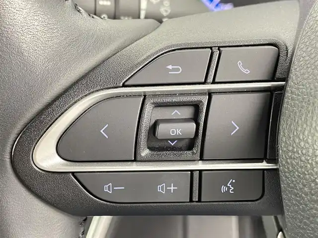 トヨタ ヴォクシー ハイブリッド S－Z 千葉県 2022(令4)年 1.4万km 黒 出品票は店舗メールまたは店長メールにて/車台番号検索し用意してください。/下記の内容は必ず現車確認し/現車に合わせて内容を変更して下さい。/ドア枚数外装色ミッション/ハンドル位置走行距離/排出ガス規制区分/車両総重量最大積載量/タイヤ溝機関故障/オイル漏タイヤ交換/次の内容は車検証の情報を元に入力しています。/型式指定番号類別区分番号/型式規制区分記号/初度登録年月日車検抹消区分/燃料種別乗車定員車両重量/排気量長幅高