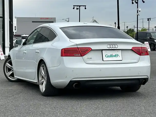 アウディ Ａ５ SB 2．0 TFSI クワトロ 道央・札幌 2013(平25)年 14.5万km グレイシアホワイトメタリック ４WD/純正HDDナビ/AM/FM/CD/DVD/BT/フルセグ/バックカメラ/ETC/プッシュスタート/スマートキー/スペアキー/ステアリングスイッチ/社外レーダー/電格ミラー/ウィンカーミラー/HIDヘッドライト/コーナーセンサー/オートライト/パワーシート/シートヒーター/純正フロアマット