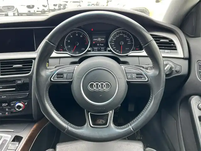 アウディ Ａ５ SB 2．0 TFSI クワトロ 道央・札幌 2013(平25)年 14.5万km グレイシアホワイトメタリック ４WD/純正HDDナビ/AM/FM/CD/DVD/BT/フルセグ/バックカメラ/ETC/プッシュスタート/スマートキー/スペアキー/ステアリングスイッチ/社外レーダー/電格ミラー/ウィンカーミラー/HIDヘッドライト/コーナーセンサー/オートライト/パワーシート/シートヒーター/純正フロアマット