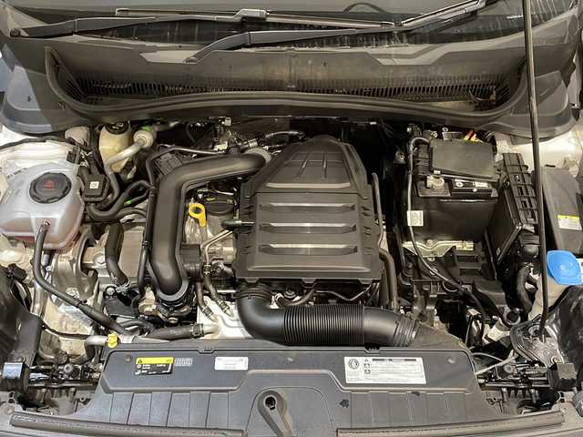 フォルクスワーゲン Ｔ－クロス TSI 1stプラス 新潟県 2020(令2)年 1.8万km ピュアホワイト オールインセーフティ/-アダプティブクルーズコントロール/-ブラインドスポットモニター/-レーンキープアシスト/-リヤビューカメラ/-パーキングアシスト/-リヤトラフィックアラート/純正ナビ/フルセグTV/ETC/ドライブレコーダー/パドルシフト/純正18インチアルミホイール/LEDヘッドライト/スマートキー/ステアリングリモコン