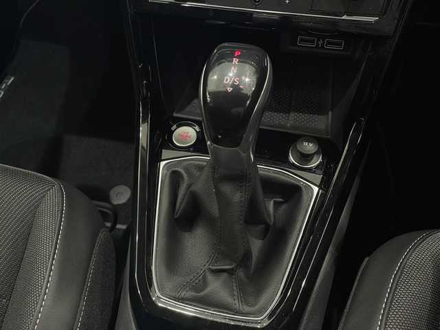 フォルクスワーゲン Ｔ－クロス TSI 1stプラス 新潟県 2020(令2)年 1.8万km ピュアホワイト オールインセーフティ/-アダプティブクルーズコントロール/-ブラインドスポットモニター/-レーンキープアシスト/-リヤビューカメラ/-パーキングアシスト/-リヤトラフィックアラート/純正ナビ/フルセグTV/ETC/ドライブレコーダー/パドルシフト/純正18インチアルミホイール/LEDヘッドライト/スマートキー/ステアリングリモコン