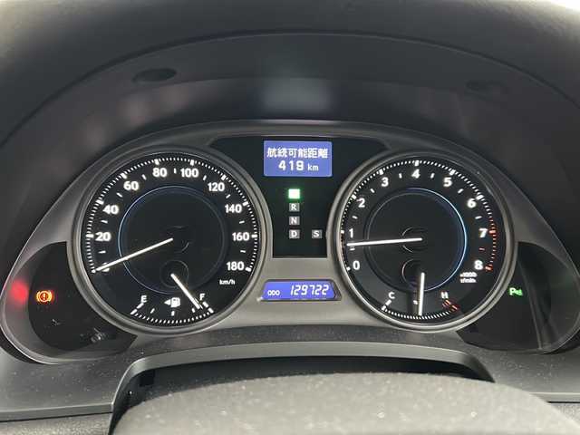 レクサス ＩＳ 350 バージョンL 埼玉県 2009(平21)年 13万km ホワイトパールクリスタルシャイン メーカー純正HDDナビゲーション/（CD）/バックカメラ/レーダークルーズコントロール/純正１７インチアルミホイール/ブラックレザーシート/（シートメモリ付き）/エアーシート/シートヒーター/パワーシート /パドルシフト/コーナーセンサー/HIDヘッドライト/フォグランプ/ステアリングリモコン/ETC（ビルトイン）/電動格納ミラー/リアサンシェード/オートライト/プッシュスタート/スマートキー