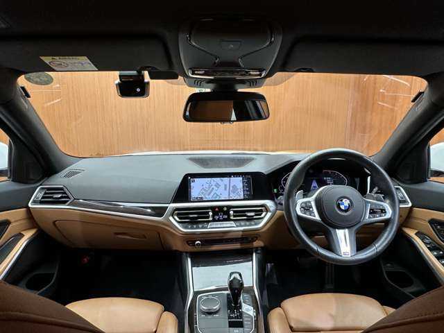 ＢＭＷ ３２０ｉ Mスポーツ 千葉県 2020(令2)年 3.6万km 白 ハイラインＰＫＧ　/茶革シート　/ナビ　/Ｂｌｕｅｔｏｏｔｈ接続　/３６０°電動シート　/シートヒーター　/パーキングアシスト/電動トランク　/オートハイビーム　/衝突軽減Ｂ　/ＢＳＭ　/ＬＫＡ　/ＥＴＣ　/ドラレコ