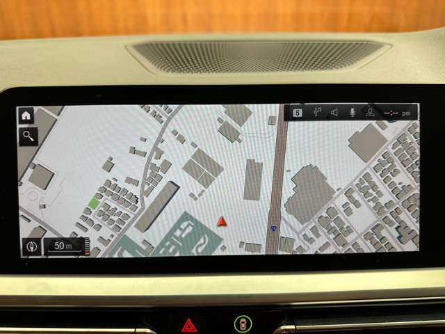 ＢＭＷ ３２０ｉ Mスポーツ 千葉県 2020(令2)年 3.6万km 白 ハイラインＰＫＧ　/茶革シート　/ナビ　/Ｂｌｕｅｔｏｏｔｈ接続　/３６０°電動シート　/シートヒーター　/パーキングアシスト/電動トランク　/オートハイビーム　/衝突軽減Ｂ　/ＢＳＭ　/ＬＫＡ　/ＥＴＣ　/ドラレコ