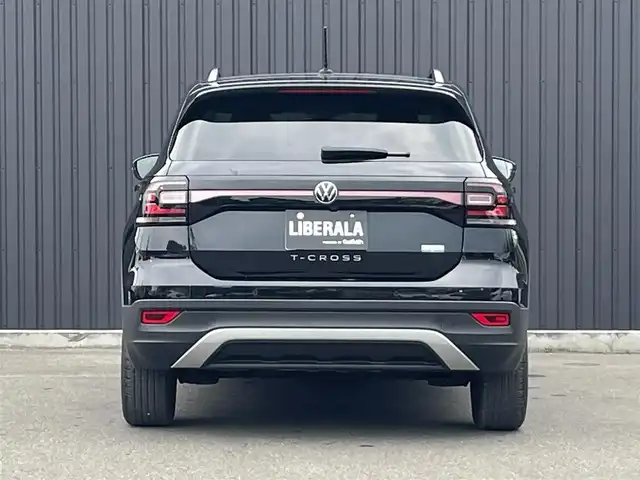 フォルクスワーゲン ＶＷ Ｔ－クロス TSI アクティブ 福島県 2022(令4)年 2.2万km ディープブラックパールエフェクト ACC/ブラインドスポット/レーンキープ/純正ナビ/バックカメラ/AppleCarPlay/ドライブレコーダー/ETC/パドルシフト/パーキングアシスト/純正16インチAW/取扱説明書/保証書/スペアキー