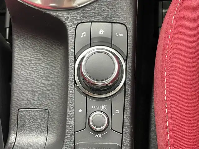 マツダ デミオ XD ミッドセンチュリー 富山県 2015(平27)年 4.9万km スノーフレイクホワイトパールマイカ 禁煙車/純正ナビ/フルセグTV/バックカメラ/スマートシティブレーキサポート/クルーズコントロール/LEDヘッドライト/フォグランプ/ビルトインETC/前席シートヒーター/横滑り防止装置	/踏み間違い防止/ISOFIX/純正16インチアルミ/純正フロアマット/ステアリングスイッチ/ヘッドアップディスプレイ/シートリフター/純正ドアバイザー/プッシュスタート/スマートキー