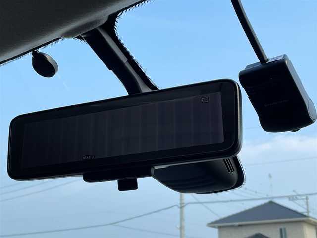 日産 セレナ G 福岡県 2016(平28)年 3.4万km マルーンレッド プロパイロット/フリップダウンモニター/全周囲カメラ/純正９インチナビ（ＭＭ５１６Ｄ－Ｌ）/衝突軽減/両側パワースライドドア/ＬＤＷ/デジタルインナーミラー/ＬＥＤオートライト/ビルトインETC/パーキングアシスト/純正ＡＷ/電動パーキング/ブレーキホールド/シートバックテーブル/ロールサンシェード/スマートキー/プッシュスタート