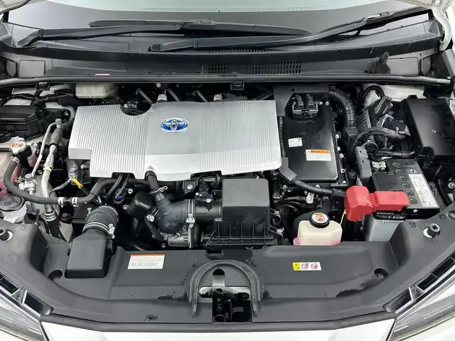 トヨタ プリウス Sツーリングセレクション 三重県 2020(令2)年 4.8万km ホワイトパールクリスタルシャイン /純正ナビ/（ＣＤ．ＤＶＤ．ＢＴ．ＳＤ．フルセグＴＶ）//バックカメラ//後席モニター//衝突被害軽減ブレーキ//レーダークルーズコントロール//シートヒーター//ドライブレコーダー//ビルトインＥＴＣ//オートハイビーム//ステアリングスイッチ//TOM′S17インチＡＷ