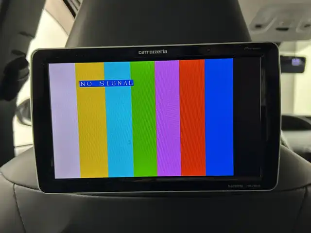 トヨタ プリウス Sツーリングセレクション 三重県 2020(令2)年 4.8万km ホワイトパールクリスタルシャイン /純正ナビ/（ＣＤ．ＤＶＤ．ＢＴ．ＳＤ．フルセグＴＶ）//バックカメラ//後席モニター//衝突被害軽減ブレーキ//レーダークルーズコントロール//シートヒーター//ドライブレコーダー//ビルトインＥＴＣ//オートハイビーム//ステアリングスイッチ//TOM′S17インチＡＷ