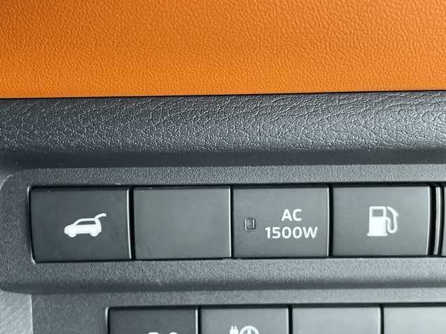 三菱 アウトランダー ＰＨＥＶ P 愛知県 2023(令5)年 2.7万km ブラックダイヤモンド 純正9型ディズプレイオーディオナビ/プレミアムサウンドBOSE/マイパイバックカメラロット/全方位カメラ/クルーズコントロール/シートヒーター/バックカメラ/電動リアゲート/パワーシート/ヘッドアップディスプレイ/コーナーセンサー/純正アルミホイール/ルーフレール/ブラインドスポットモニター/LEDヘッドライト/パドルシフト/ステアリングヒーター/インテリジェントミラー/オートマチックハイビーム/ドライブレコーダー/ETC/衝突軽減システム/フルセグ/Bluetooth/ステアリングスイッチ/スマートキー/プッシュスタート