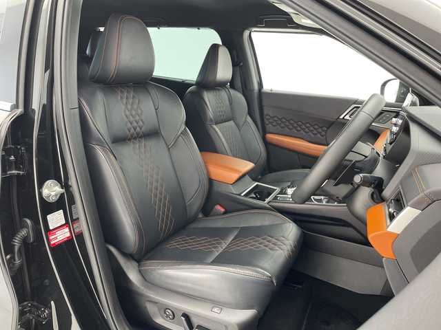 三菱 アウトランダー ＰＨＥＶ P 愛知県 2023(令5)年 2.7万km ブラックダイヤモンド 純正9型ディズプレイオーディオナビ/プレミアムサウンドBOSE/マイパイバックカメラロット/全方位カメラ/クルーズコントロール/シートヒーター/バックカメラ/電動リアゲート/パワーシート/ヘッドアップディスプレイ/コーナーセンサー/純正アルミホイール/ルーフレール/ブラインドスポットモニター/LEDヘッドライト/パドルシフト/ステアリングヒーター/インテリジェントミラー/オートマチックハイビーム/ドライブレコーダー/ETC/衝突軽減システム/フルセグ/Bluetooth/ステアリングスイッチ/スマートキー/プッシュスタート