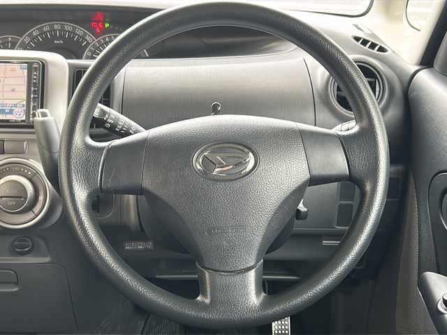 ダイハツ タント カスタム X 高知県 2009(平21)年 9.6万km パールホワイトⅢ ナビ/バックモニター/スライドドア/スマートキー