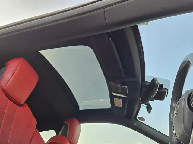 レクサス ＬＣ 500h Lパッケージ 鹿児島県 2021(令3)年 7万km ホワイトノーヴァガラスフレーク マークレビンソン　/ガラスパノラマルーフ　/ヘッドアップディスプレイ　/純正１０．３インチＳＤナビ　/レーダークルーズコントロール/Ｂｌｕｅｔｏｏｔｈオーディオ　/フルセグテレビ　/Ｄ＋Ｎ席シートヒーター　/Ｄ＋Ｎ席ベンチレーション/D+N席パワーシート/ステアリングヒーター/純正アルミホイール(21インチ)/前後純正ドライブレコーダー/プリクラッシュセーフティ/レーンキープアシスト/横滑り防止装置/プッシュスタート/スマートキー/エアバッグ(W+サイド)/カーテンエアバッグ