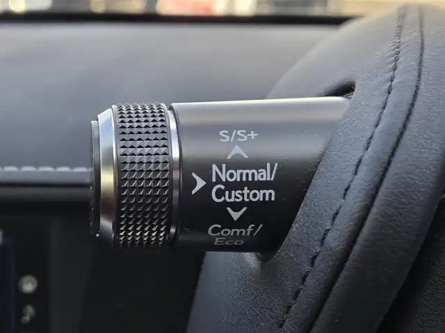 レクサス ＬＣ 500h Lパッケージ 鹿児島県 2021(令3)年 7万km ホワイトノーヴァガラスフレーク マークレビンソン　/ガラスパノラマルーフ　/ヘッドアップディスプレイ　/純正１０．３インチＳＤナビ　/レーダークルーズコントロール/Ｂｌｕｅｔｏｏｔｈオーディオ　/フルセグテレビ　/Ｄ＋Ｎ席シートヒーター　/Ｄ＋Ｎ席ベンチレーション/D+N席パワーシート/ステアリングヒーター/純正アルミホイール(21インチ)/前後純正ドライブレコーダー/プリクラッシュセーフティ/レーンキープアシスト/横滑り防止装置/プッシュスタート/スマートキー/エアバッグ(W+サイド)/カーテンエアバッグ