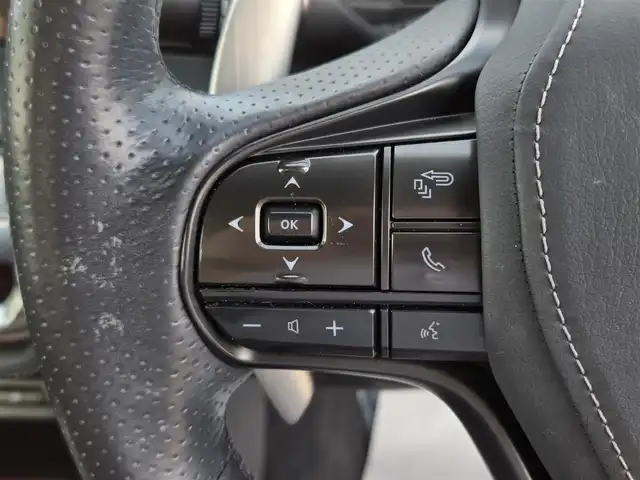 レクサス ＬＣ 500h Lパッケージ 鹿児島県 2021(令3)年 7万km ホワイトノーヴァガラスフレーク マークレビンソン　/ガラスパノラマルーフ　/ヘッドアップディスプレイ　/純正１０．３インチＳＤナビ　/レーダークルーズコントロール/Ｂｌｕｅｔｏｏｔｈオーディオ　/フルセグテレビ　/Ｄ＋Ｎ席シートヒーター　/Ｄ＋Ｎ席ベンチレーション/D+N席パワーシート/ステアリングヒーター/純正アルミホイール(21インチ)/前後純正ドライブレコーダー/プリクラッシュセーフティ/レーンキープアシスト/横滑り防止装置/プッシュスタート/スマートキー/エアバッグ(W+サイド)/カーテンエアバッグ