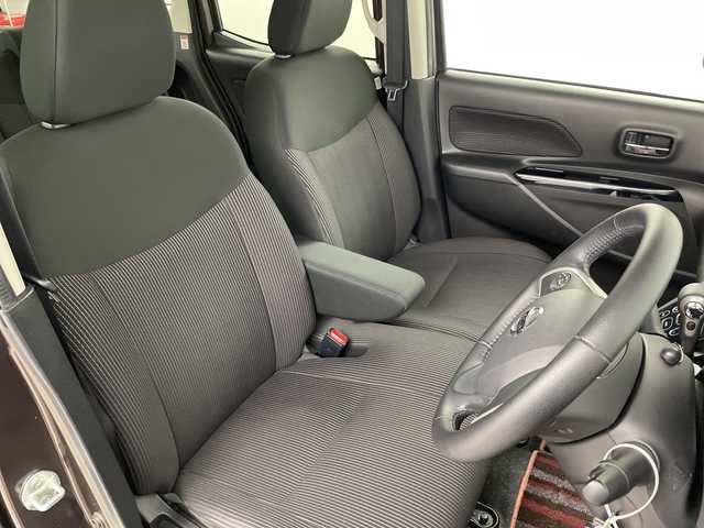 日産 デイズ ルークス X Vセレクション 埼玉県 2018(平30)年 2.7万km アッシュブラウンM 純正ナビ　/アラウンドビューモニター　/両側パワースライドドア　/フルセグＴＶ　/Ｂｌｕｅｔｏｏｔｈ　/純正ドライブレコーダー　/ＥＴＣ　/ＡＵＸ　/サーキュレーター　/スマートキー　/前後コーナセンサー