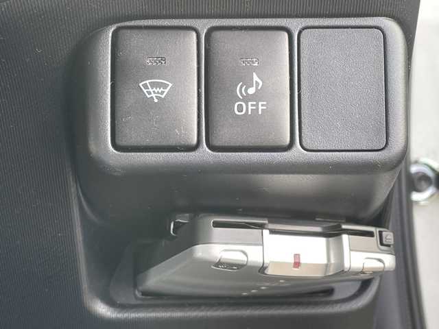 トヨタ アクア G 千葉県 2015(平27)年 6.7万km ライムホワイトパールクリスタルシャイン ナビNSZT-W64 バックカメラ ドラレコ BT フルセグ シートヒーター ステアリングスイッチ ETC クルコン オートライト HID フォグライト スマートキー プッシュスタート