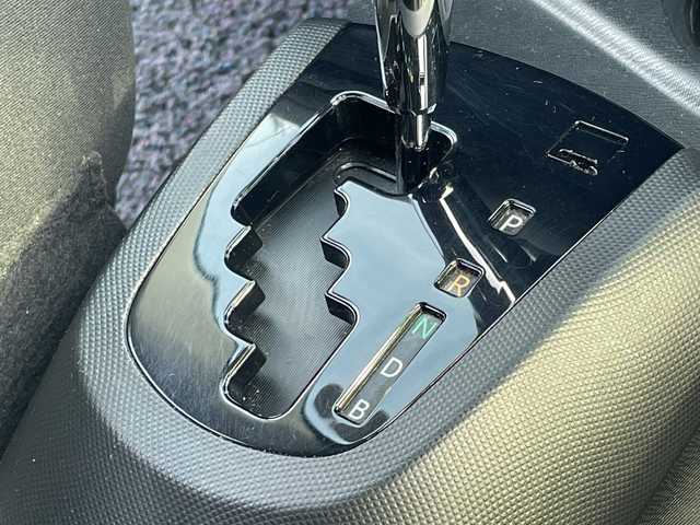 トヨタ アクア G 千葉県 2015(平27)年 6.7万km ライムホワイトパールクリスタルシャイン ナビNSZT-W64 バックカメラ ドラレコ BT フルセグ シートヒーター ステアリングスイッチ ETC クルコン オートライト HID フォグライト スマートキー プッシュスタート