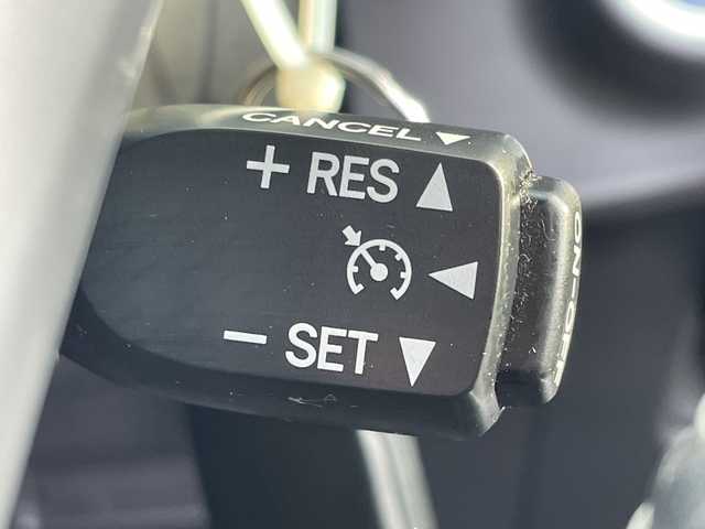 トヨタ アクア G 千葉県 2015(平27)年 6.7万km ライムホワイトパールクリスタルシャイン ナビNSZT-W64 バックカメラ ドラレコ BT フルセグ シートヒーター ステアリングスイッチ ETC クルコン オートライト HID フォグライト スマートキー プッシュスタート