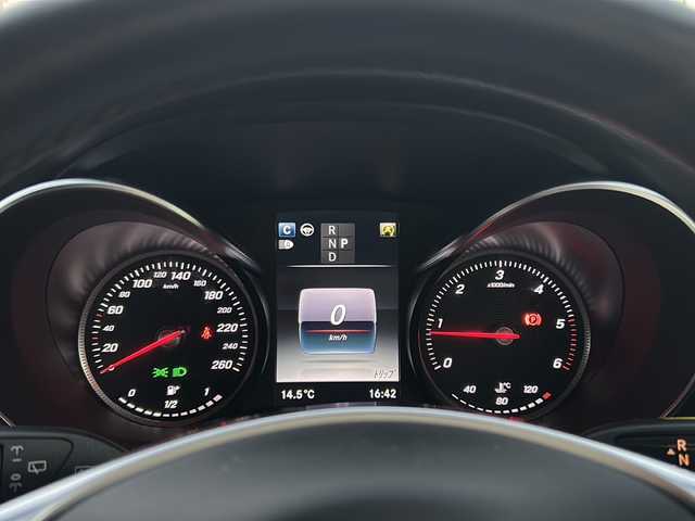 メルセデス・ベンツ Ｃ２２０ｄ ワゴン ローレウスエディション 栃木県 2018(平30)年 1.2万km オブシディアンブラック 純正メモリナビ/・Bluetooth/・TV ワンセグ/・バックカメラ/電動ガラスサンルーフ/レザーシート/前席パワーシート/追従式クルーズコントロール/パドルシフト/純正18インチアルミホイール/衝突被害軽減システム/コーナーセンサー/LEDヘッドライト/オートライト