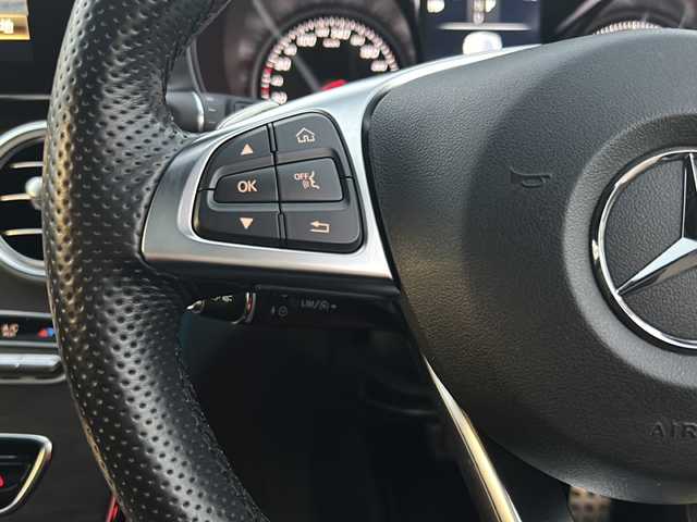 メルセデス・ベンツ Ｃ２２０ｄ ワゴン ローレウスエディション 栃木県 2018(平30)年 1.2万km オブシディアンブラック 純正メモリナビ/・Bluetooth/・TV ワンセグ/・バックカメラ/電動ガラスサンルーフ/レザーシート/前席パワーシート/追従式クルーズコントロール/パドルシフト/純正18インチアルミホイール/衝突被害軽減システム/コーナーセンサー/LEDヘッドライト/オートライト